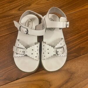 FOOTMATES Ariel Waterproof Sandals Slip-Resistant - white size 8